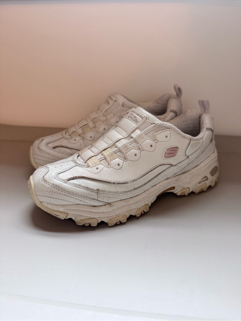 Y2K Skechers Sport D’lites 11445 White Pink Leather Sneakers Slip On Women’s 8